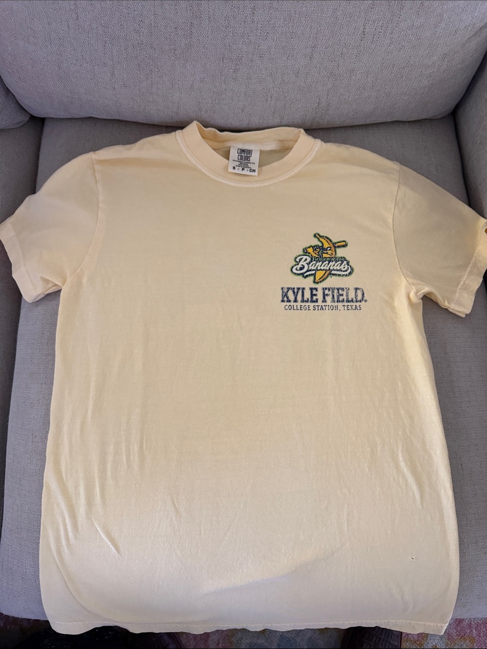 Savanna Banana Kyle Field Short-Sleeve Tee - Pale Yellow